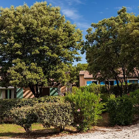 Holiday park Lagrange Les Mazets De Gaujac 3*