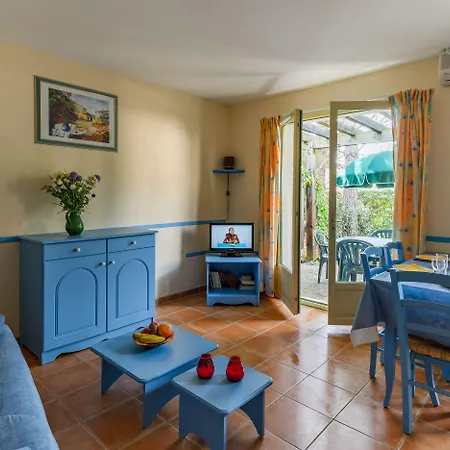 Lagrange Les Mazets De 3*