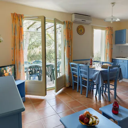 Lagrange Les Mazets De Gaujac (Gard)