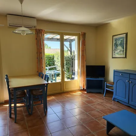 Lagrange Les Mazets De Πάρκο διακοπών 3*